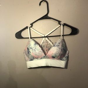 PINK Victoria’s Secret | lightly lined Bralette